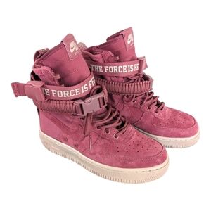 Nike‎ Air Force 1 - The Force is Female Sz 7